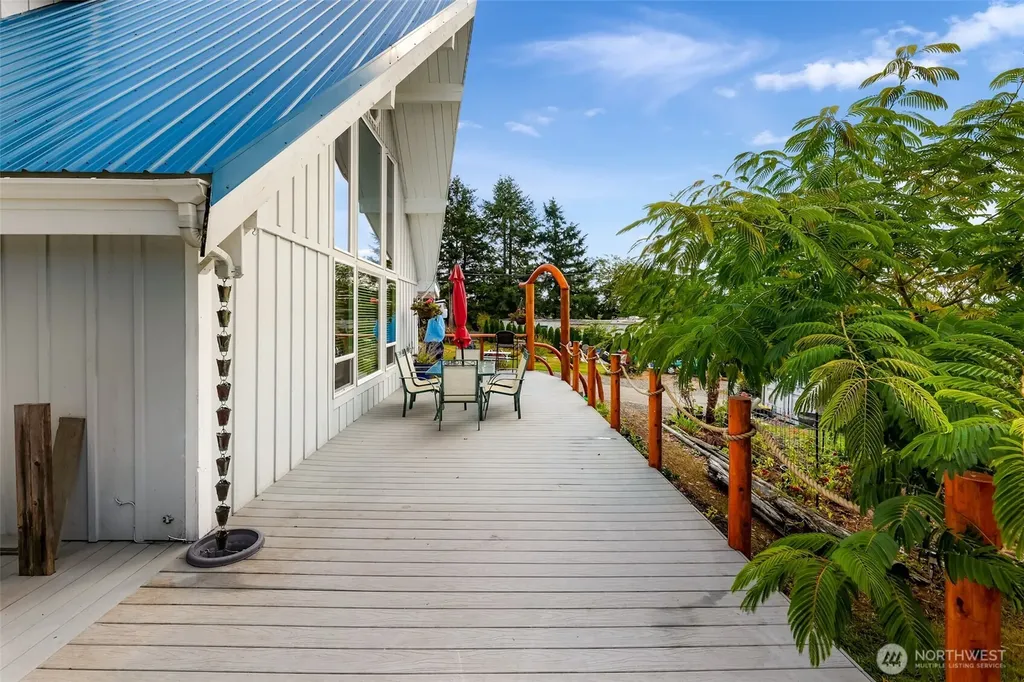 8415 Donald Way Blaine WA 98230