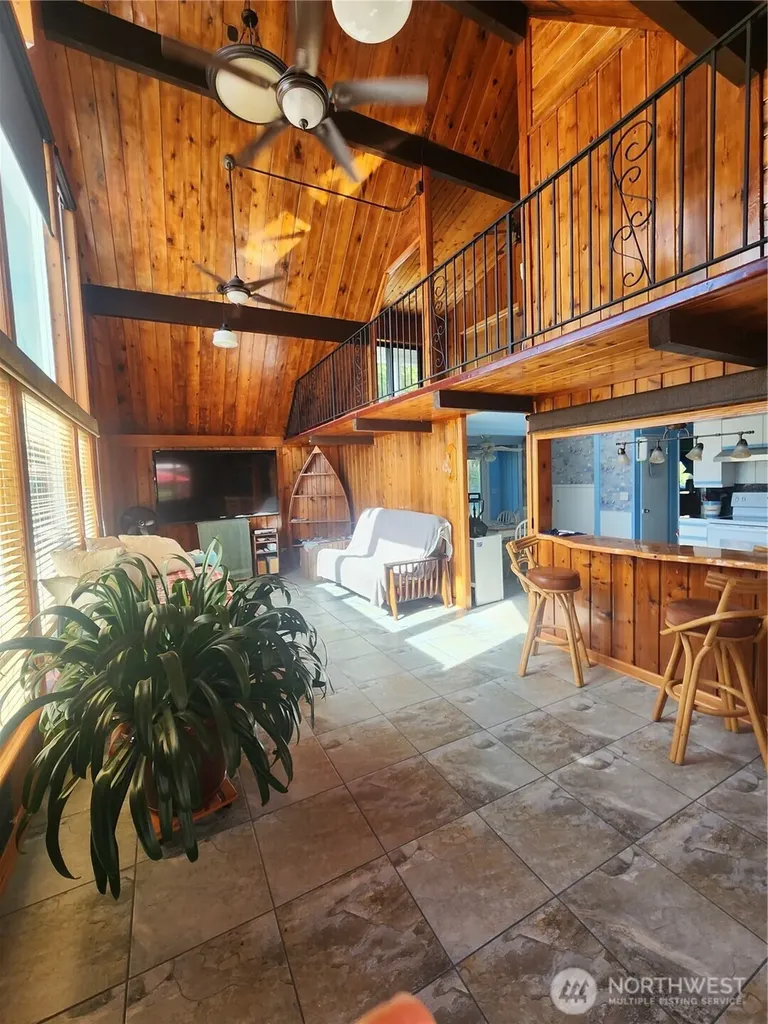8415 Donald Way Blaine WA 98230