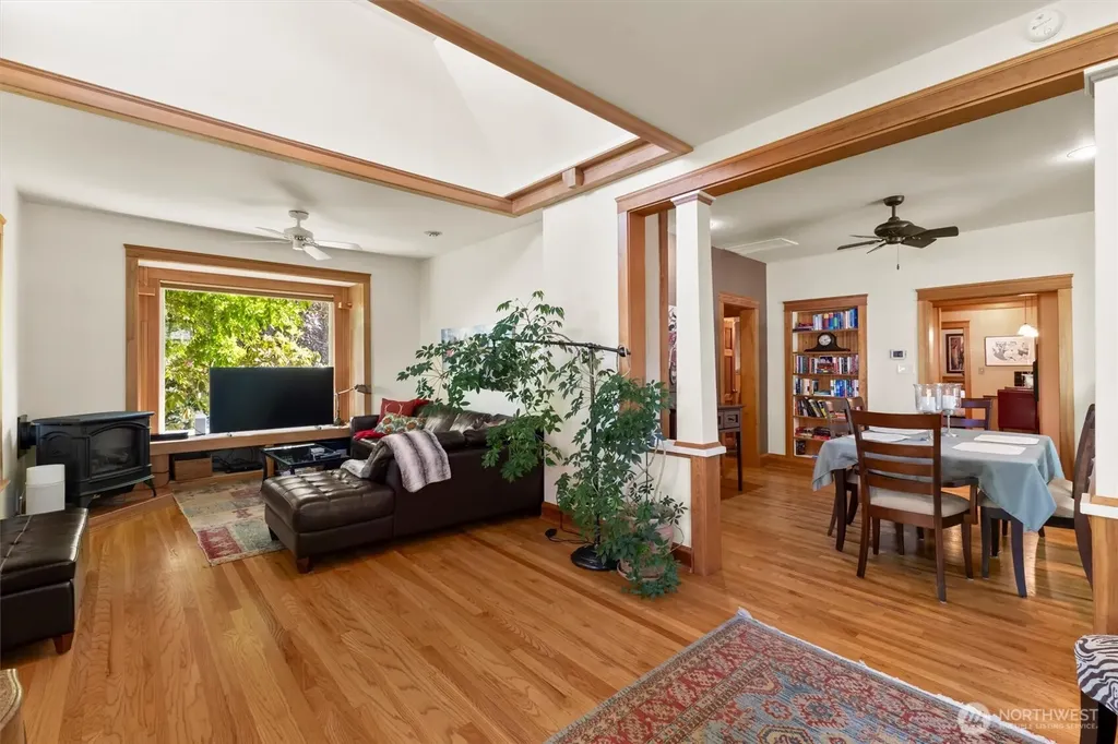 1517 Fairview Street Bellingham WA 98229