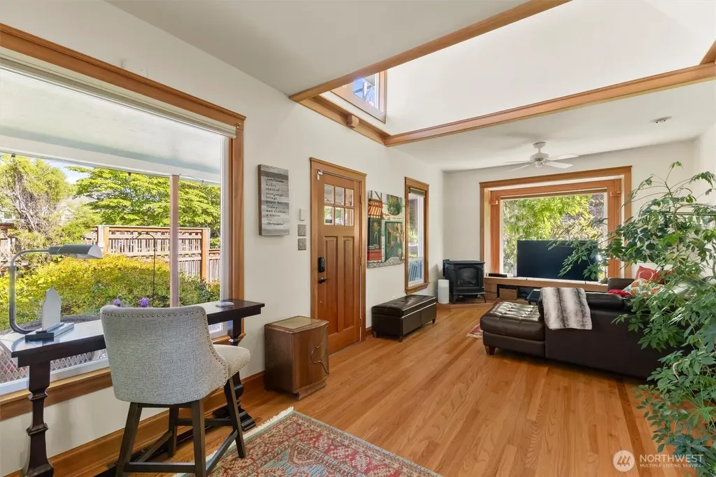 1517 Fairview Street Bellingham WA 98229