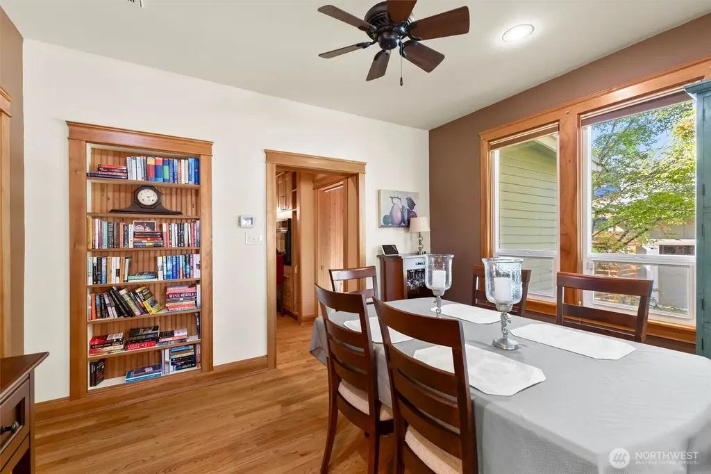 1517 Fairview Street Bellingham WA 98229