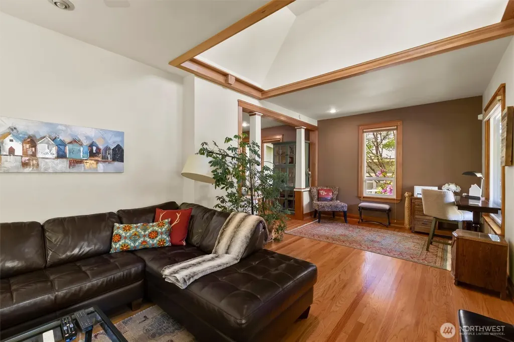 1517 Fairview Street Bellingham WA 98229