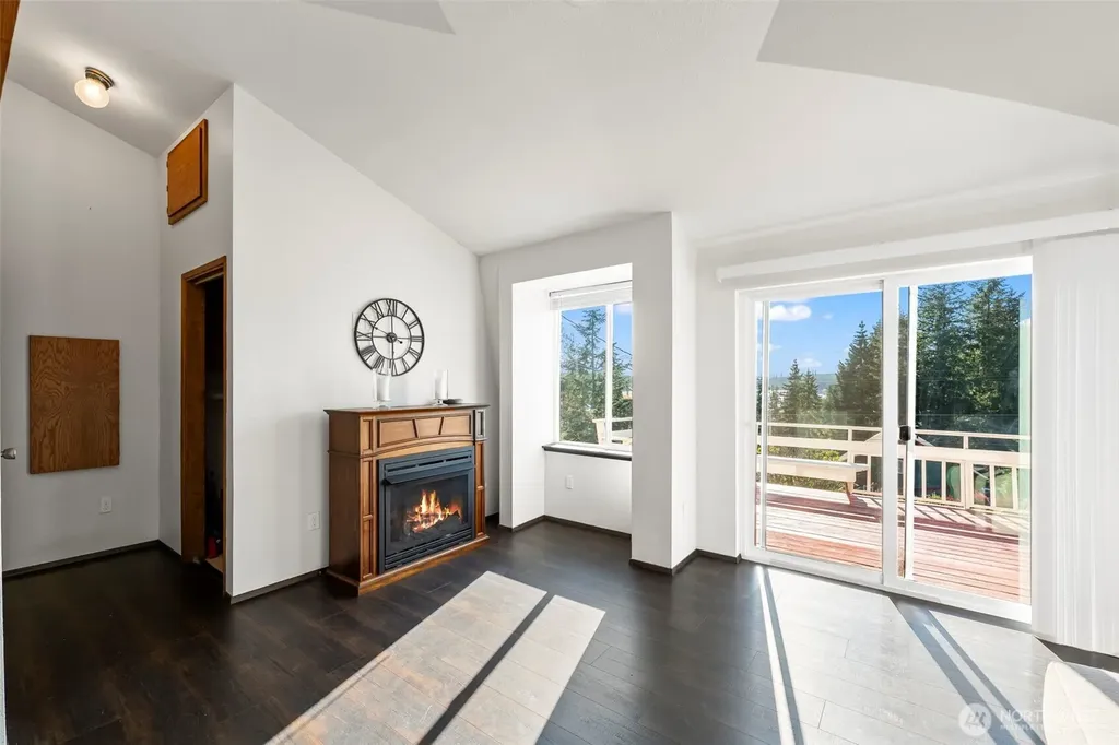 220 Olympic Drive Grapeview WA 98546
