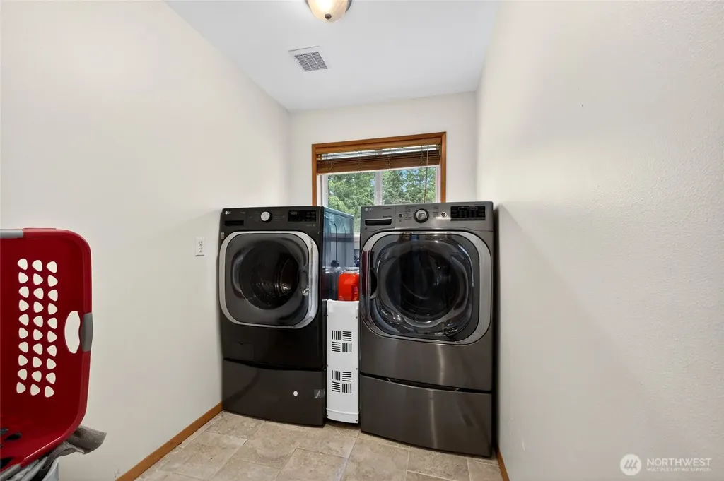 34888 336th Avenue SE Enumclaw WA 98022