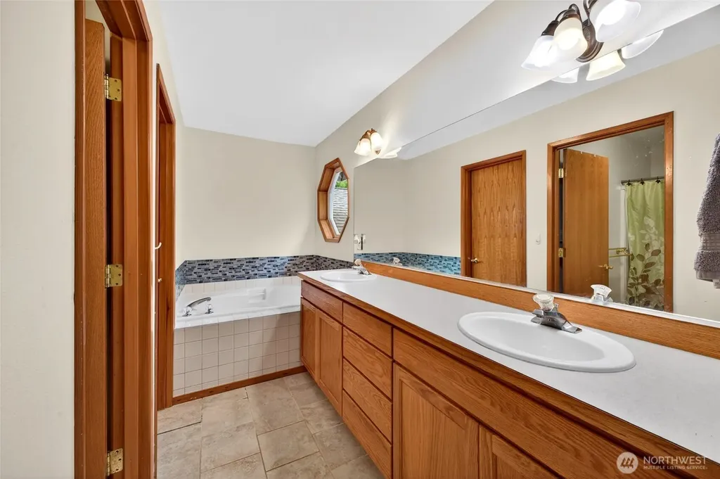 34888 336th Avenue SE Enumclaw WA 98022