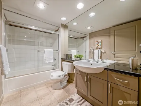 2929 1st Avenue Seattle WA 98121