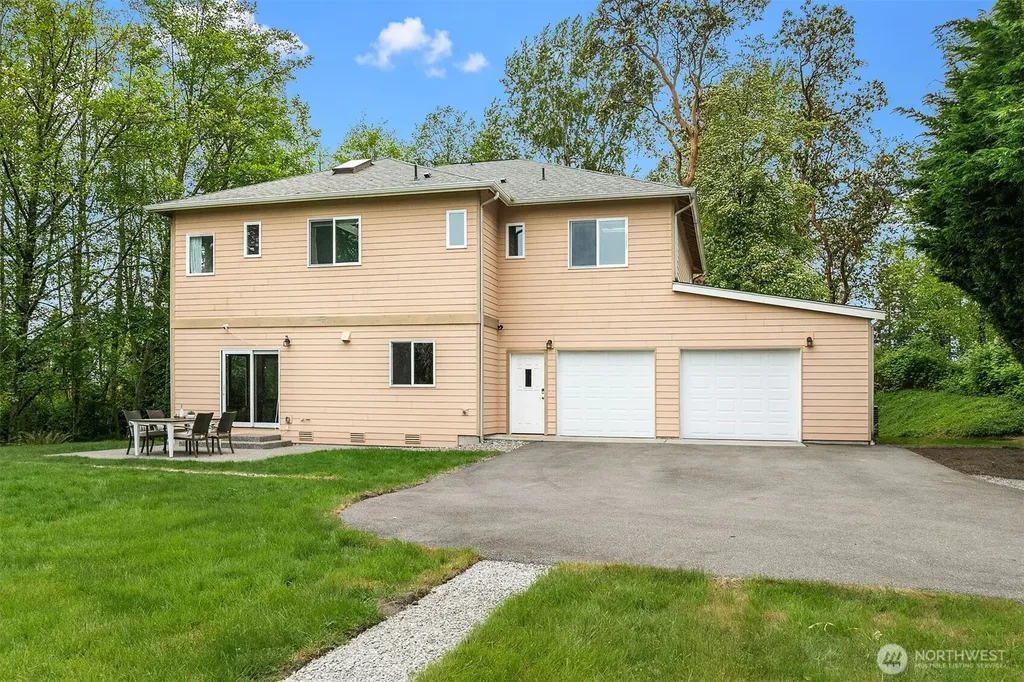 14730 75th Avenue NE Kenmore WA 98028