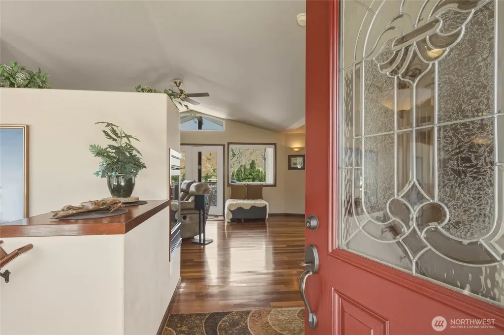275 E Emerson Drive Orondo WA 98843