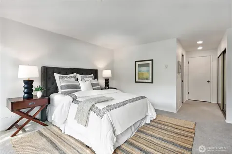 410 13th Avenue E Seattle WA 98102