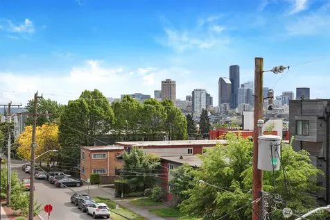 410 13th Avenue E Seattle WA 98102