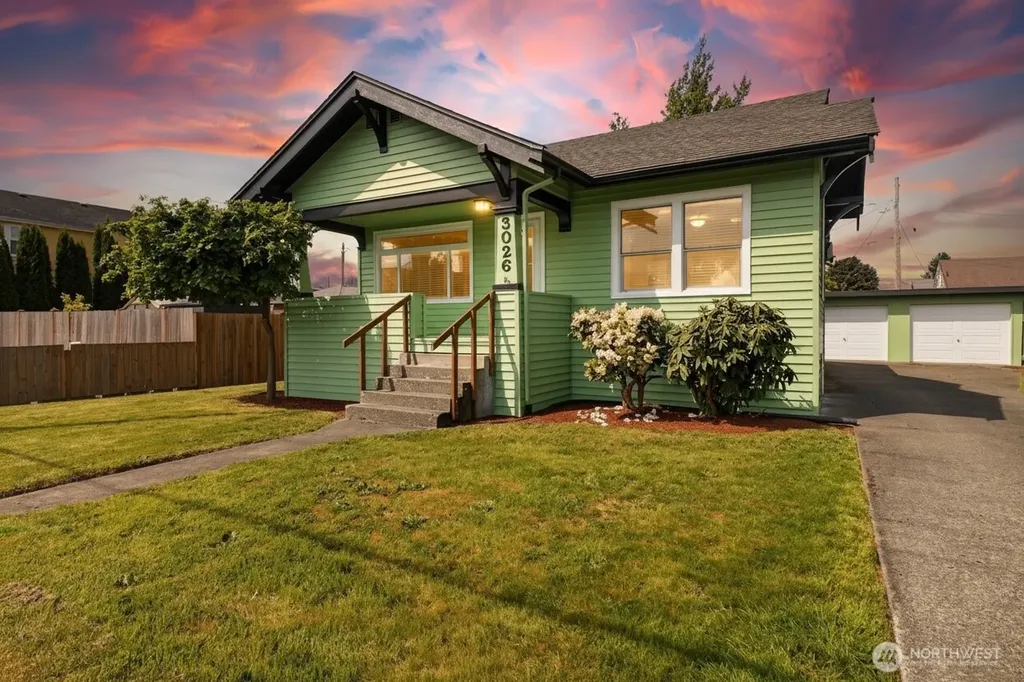 3026 Porter Street Enumclaw WA 98022