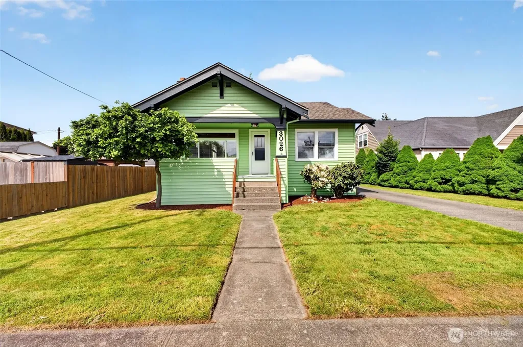 3026 Porter Street Enumclaw WA 98022