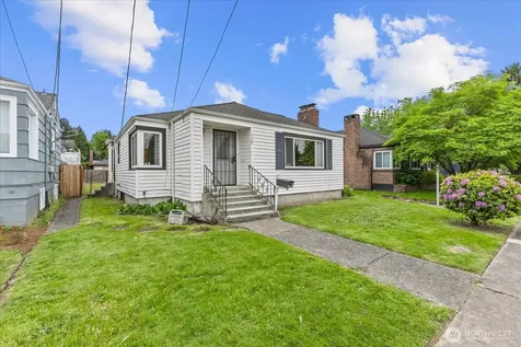 328 Garden Avenue N Renton WA 98057