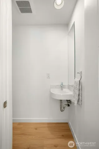 1706 Alki Avenue SW Seattle WA 98116
