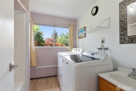 12236 SE 219th Place Kent WA 98031