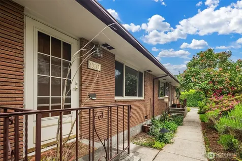 3207 NW 64th Street Seattle WA 98107