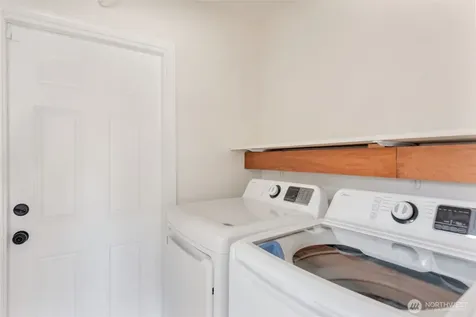 12278 56th Place S Seattle WA 98178