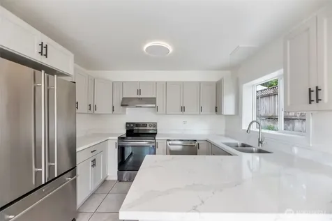12278 56th Place S Seattle WA 98178
