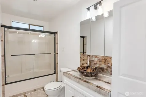 12278 56th Place S Seattle WA 98178