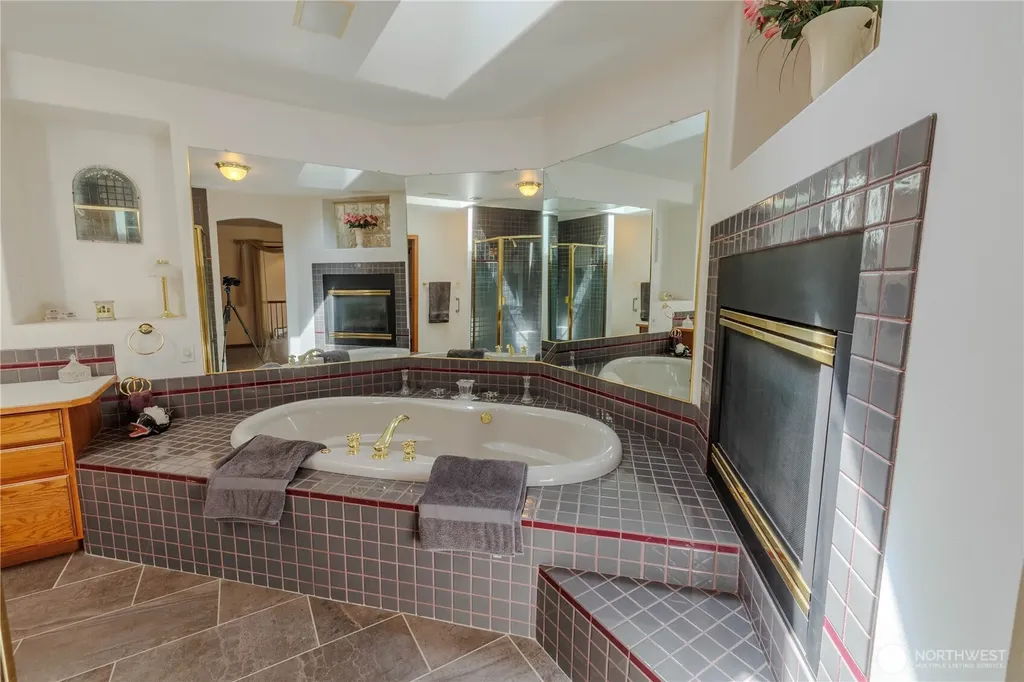 5381 Snow Goose Lane Blaine WA 98230