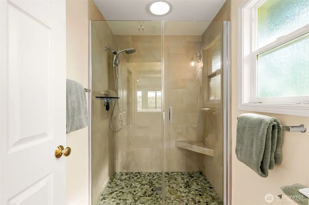 2812 Fishtrap Road NE Olympia WA 98506