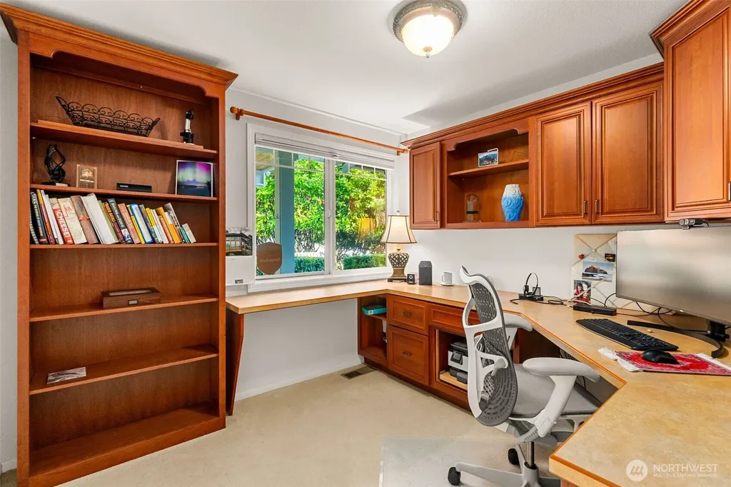 2812 Fishtrap Road NE Olympia WA 98506