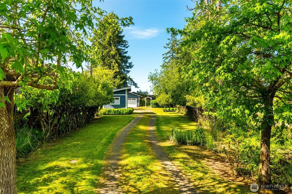 2812 Fishtrap Road NE Olympia WA 98506