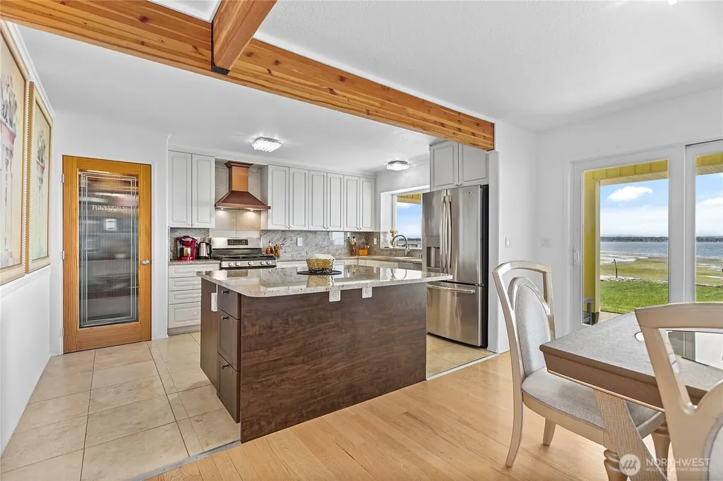 5563 Haida Way Blaine WA 98230