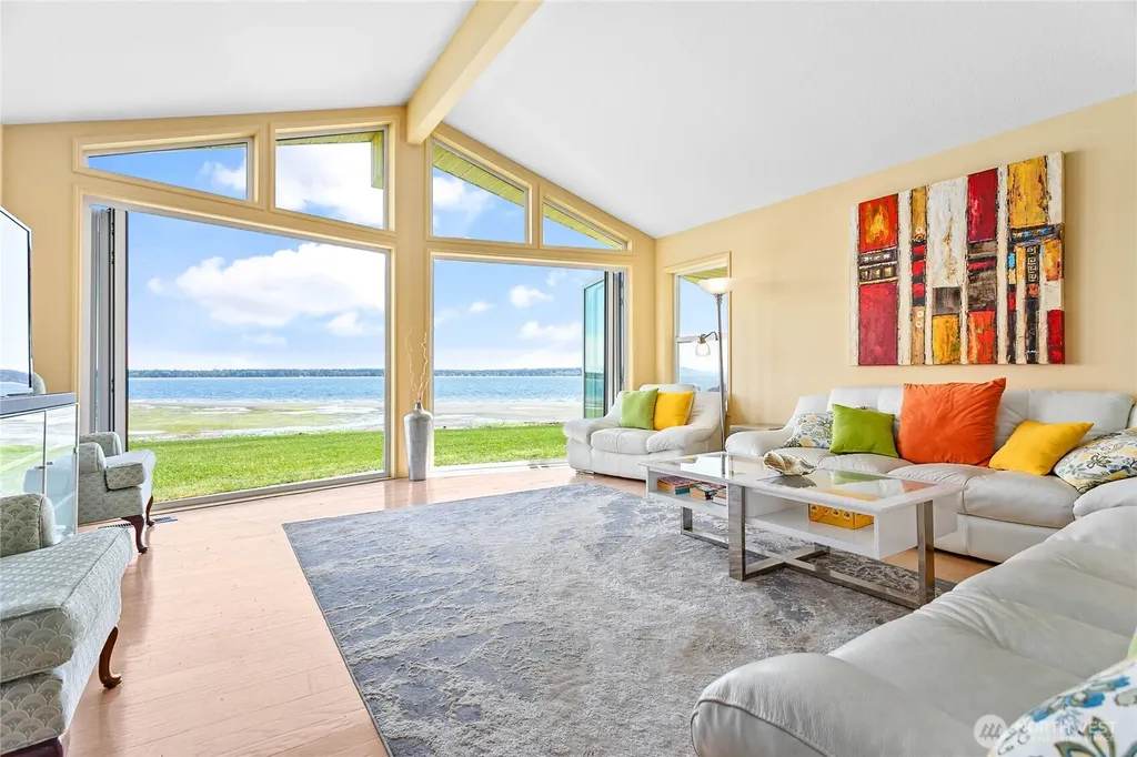 5563 Haida Way Blaine WA 98230