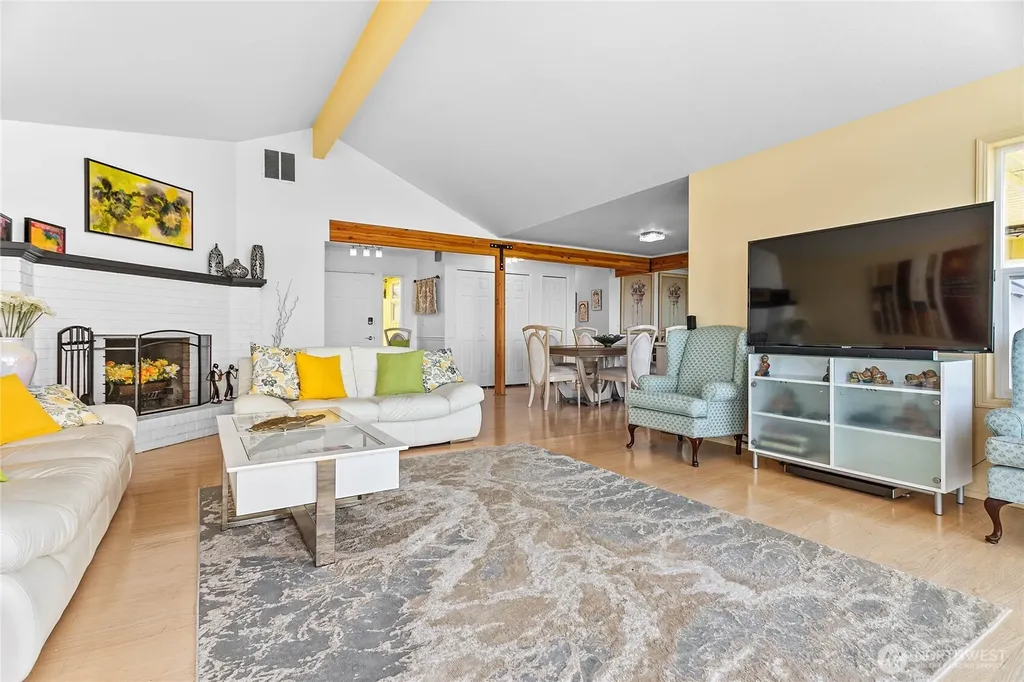 5563 Haida Way Blaine WA 98230