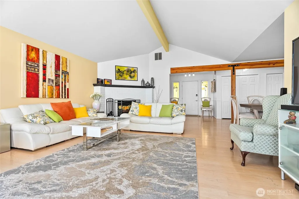 5563 Haida Way Blaine WA 98230