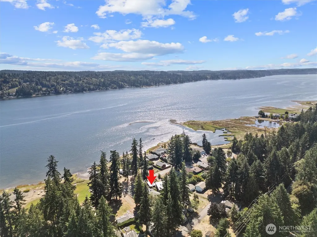 370 NE Gladwin Road Belfair WA 98528