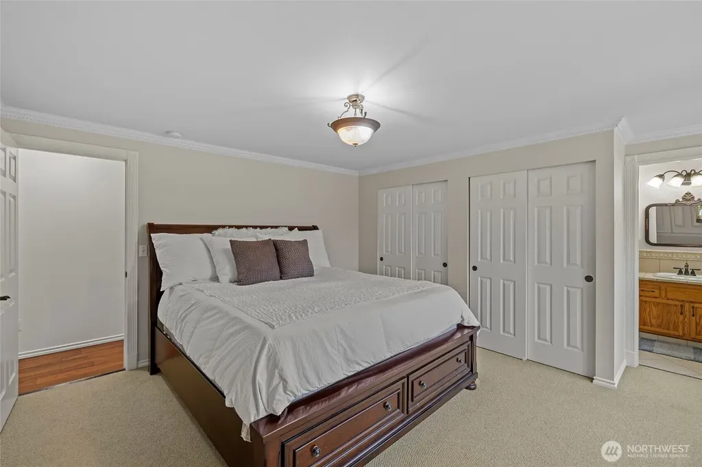 7857 264th Place NW Stanwood WA 98292