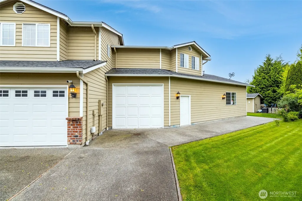 7857 264th Place NW Stanwood WA 98292