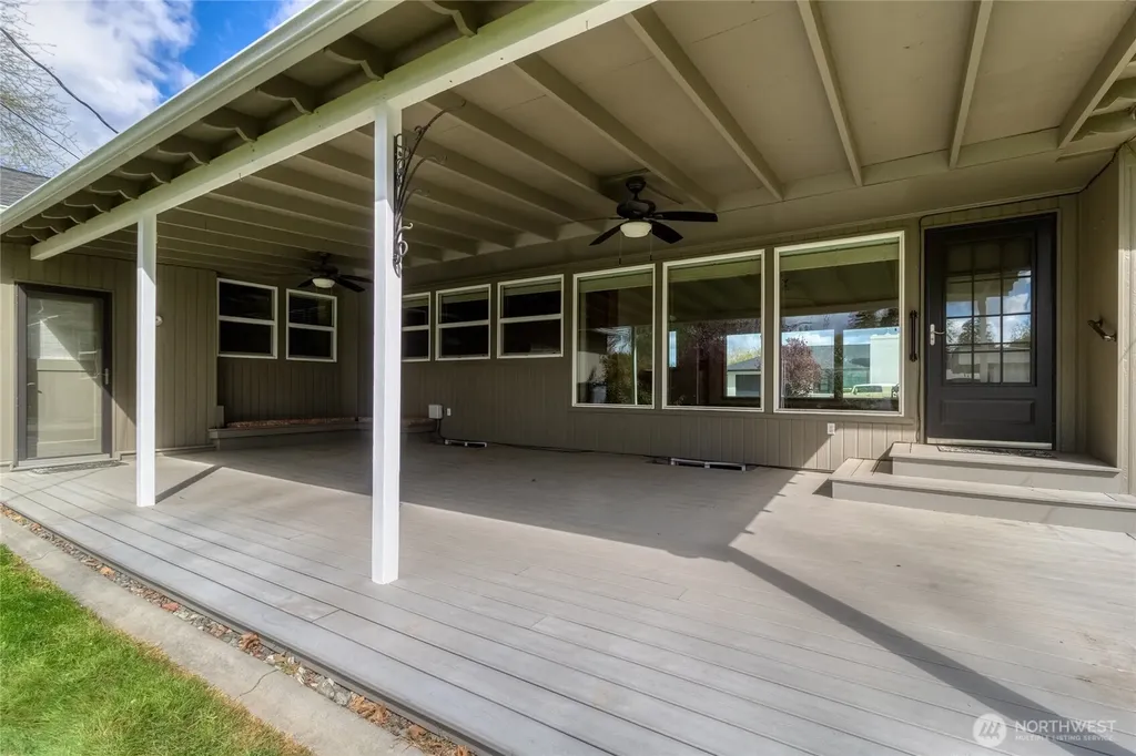 776 Wauna Vista Drive Walla Walla WA 99362
