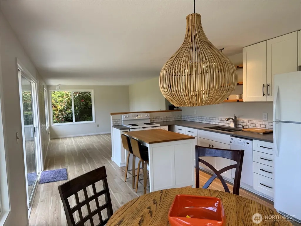 27215 K Lane Ocean Park WA 98640