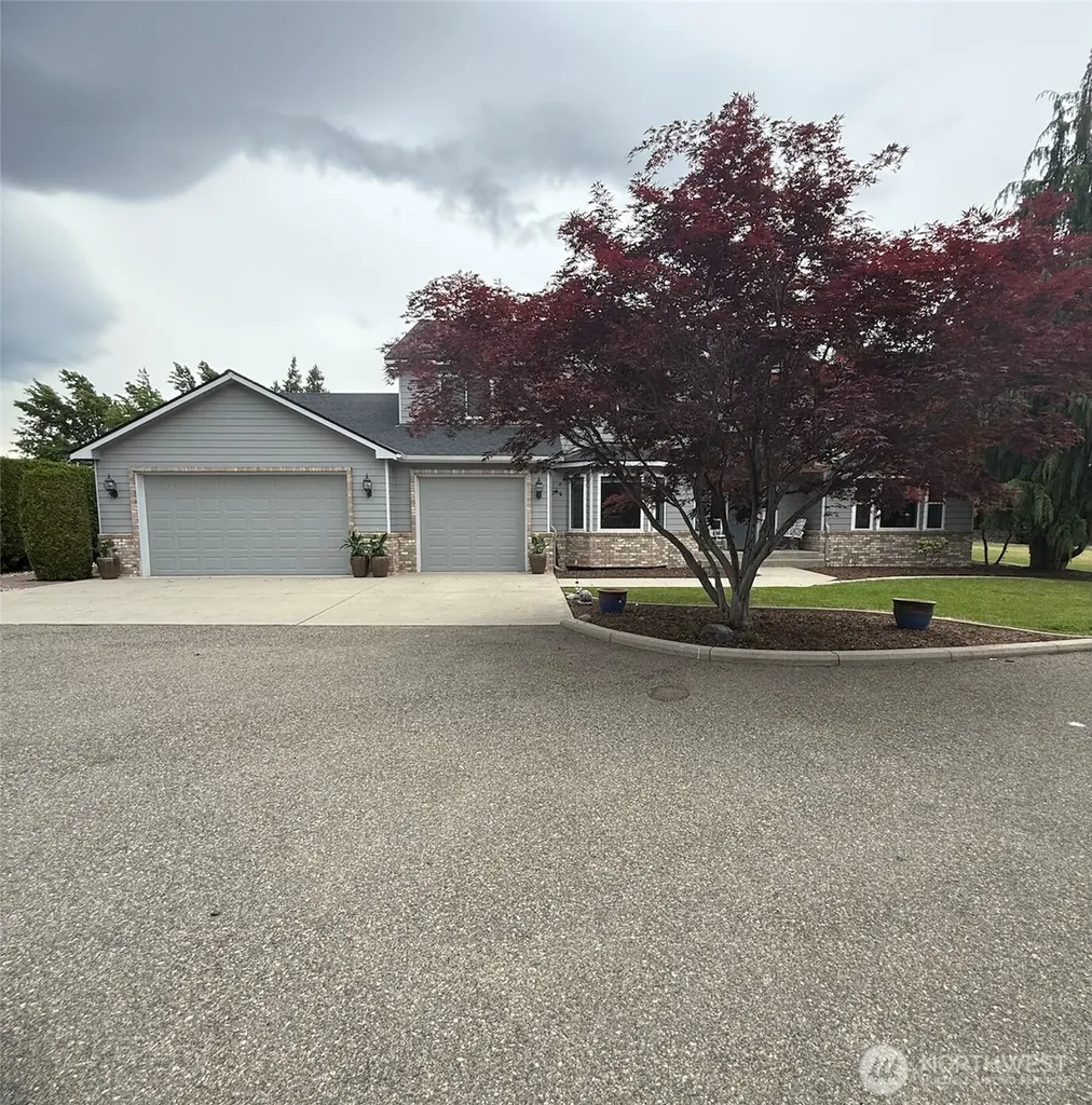 2272 Sunrise Place East Wenatchee WA 98802