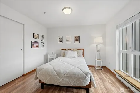 4020 Aurora Avenue N Seattle WA 98103