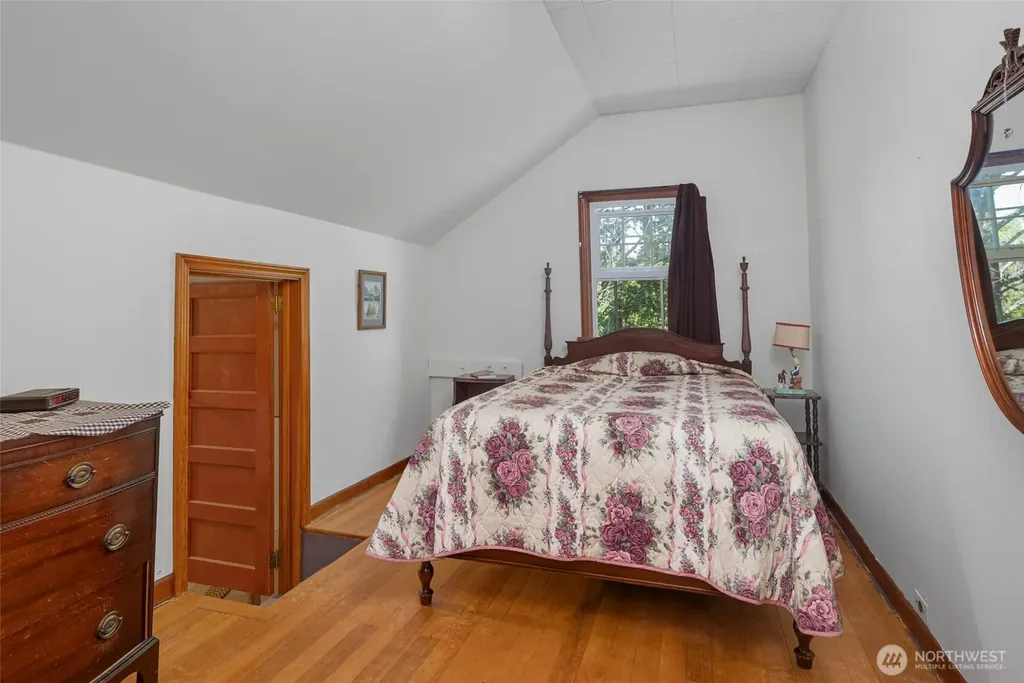 2750 Torpedo Road Oak Harbor WA 98277