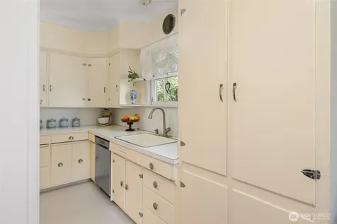 2750 Torpedo Road Oak Harbor WA 98277