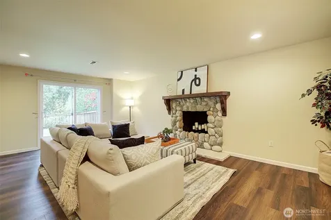 225 131st Avenue NE Bellevue WA 98005