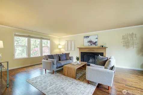 225 131st Avenue NE Bellevue WA 98005
