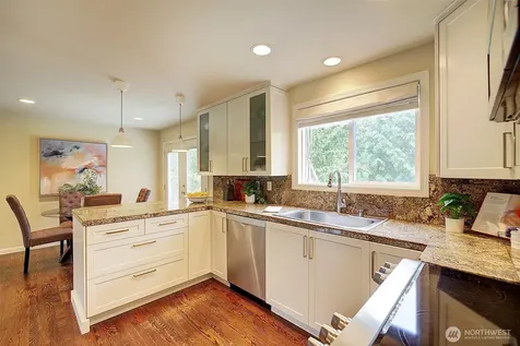 225 131st Avenue NE Bellevue WA 98005