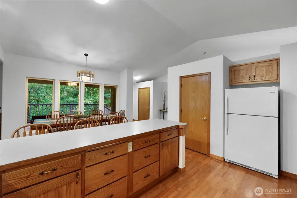 6929 Baker Circle Deming WA 98244