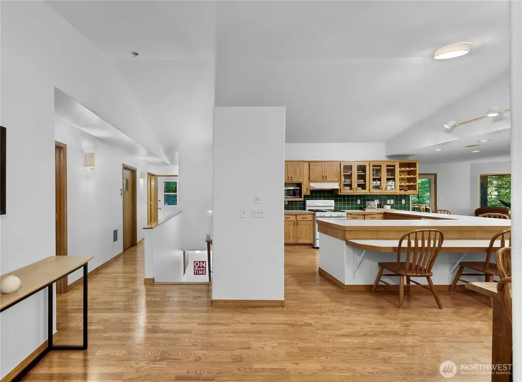 6929 Baker Circle Deming WA 98244
