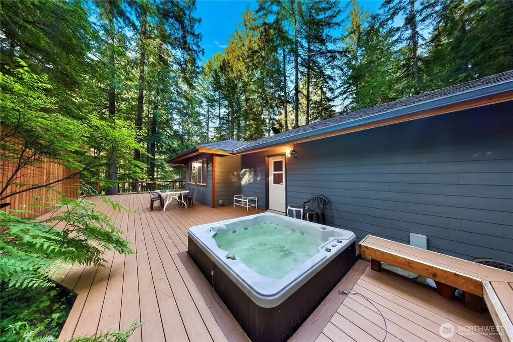 6929 Baker Circle Deming WA 98244
