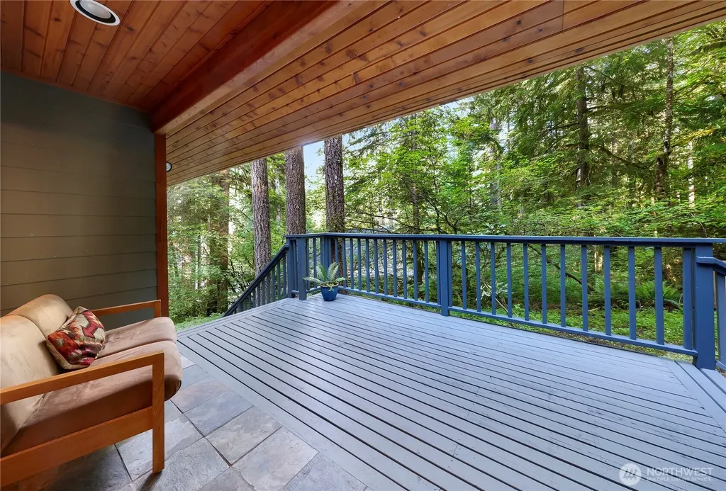 6929 Baker Circle Deming WA 98244