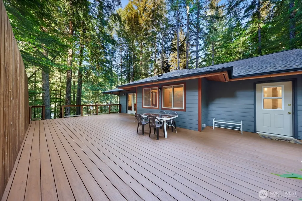6929 Baker Circle Deming WA 98244