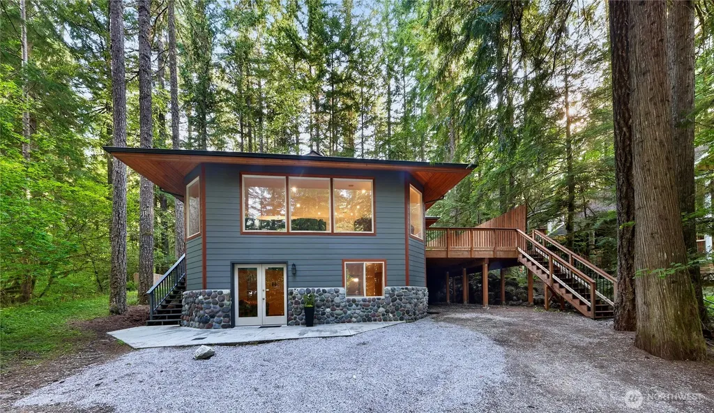 6929 Baker Circle Deming WA 98244