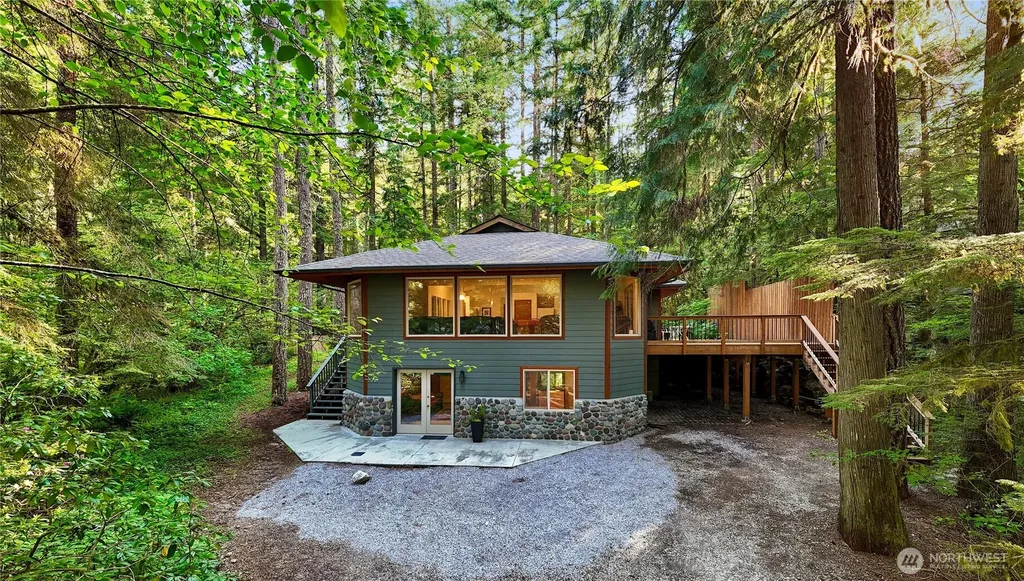 6929 Baker Circle Deming WA 98244